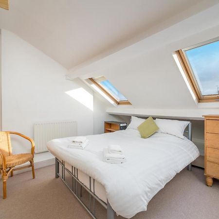 Cozy Maisonette Near Abbey Road Londra Exterior foto