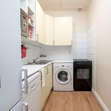 Cozy Maisonette Near Abbey Road Londra Exterior foto