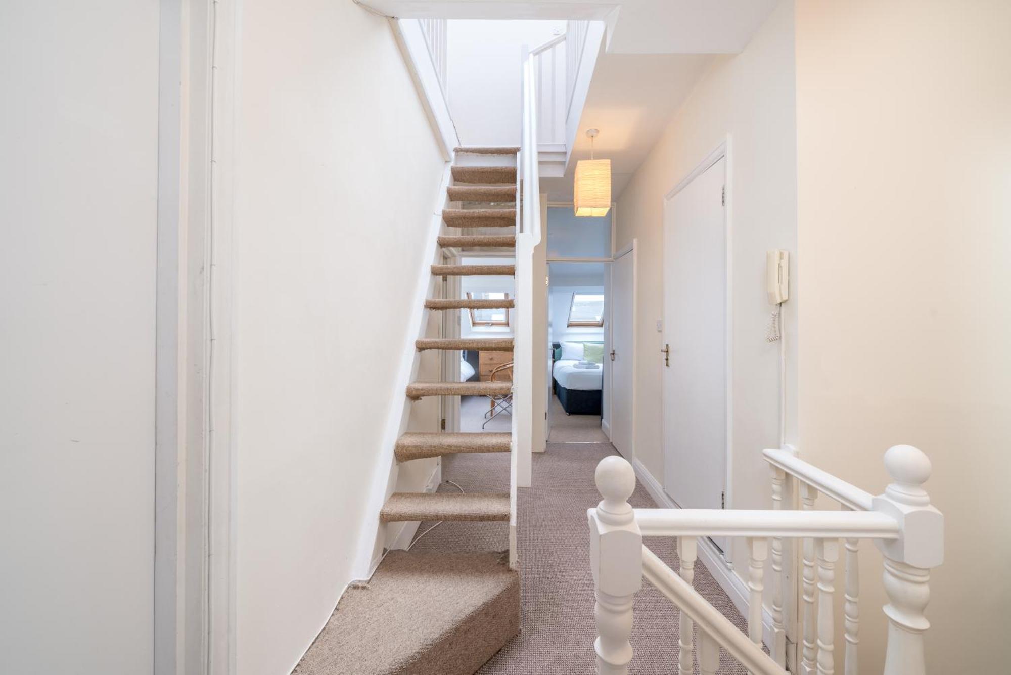 Cozy Maisonette Near Abbey Road Londra Exterior foto