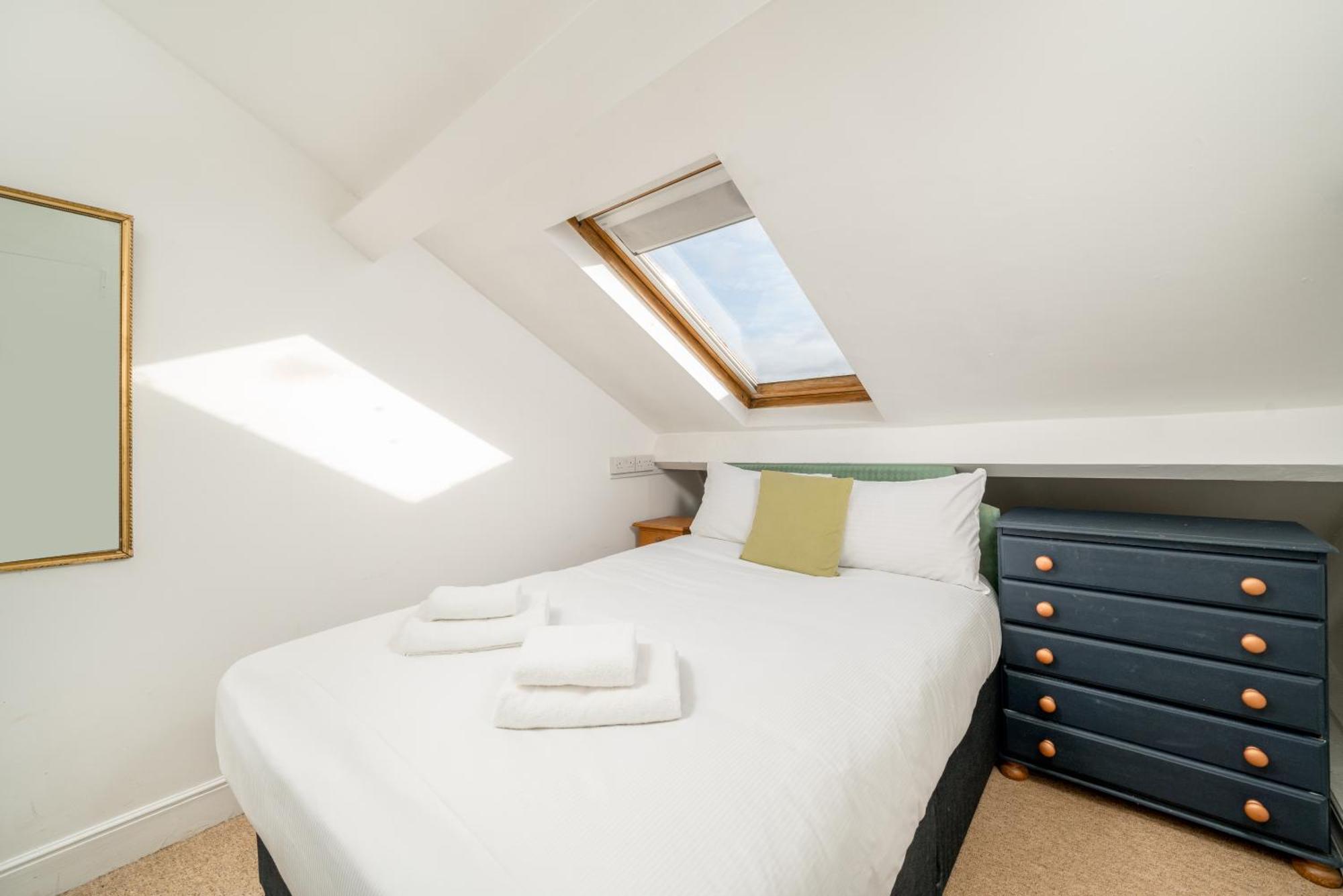 Cozy Maisonette Near Abbey Road Londra Exterior foto